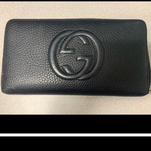 Gucci wallet- tassel missing
